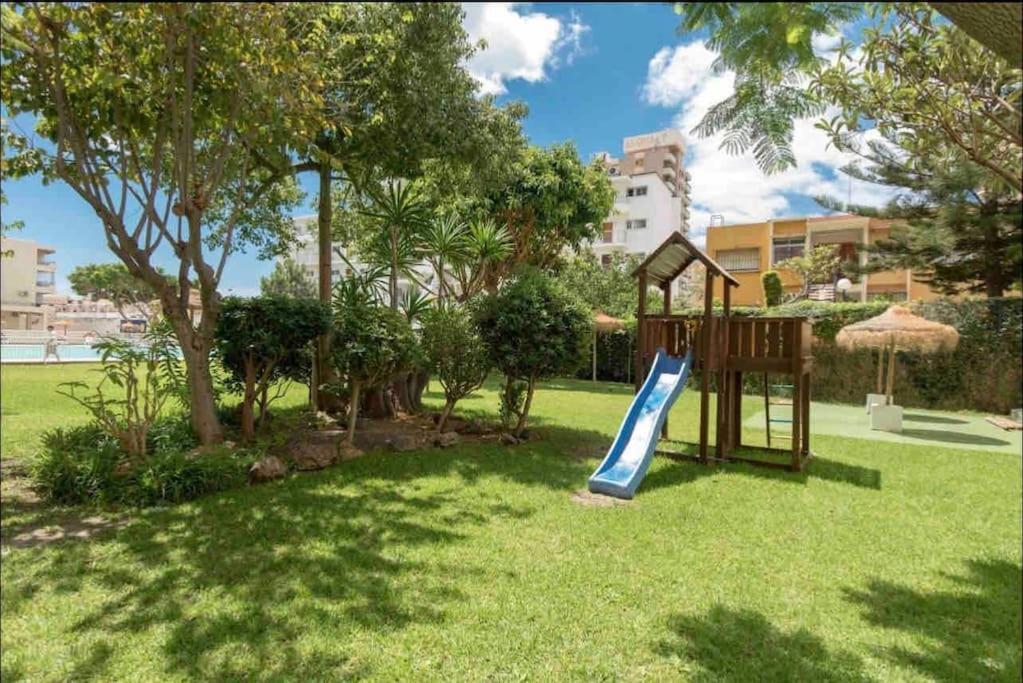 Magnifico Apartamento En La Carihuela, Torremolino Torremolinos Dış mekan fotoğraf